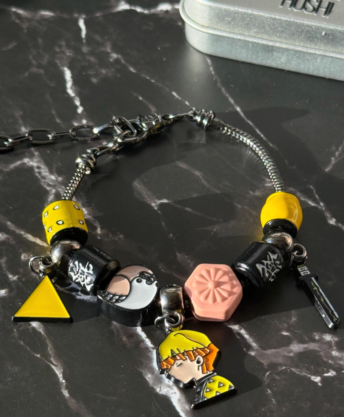 Demon Slayer Checkered Bracelet Tanjiro Charm